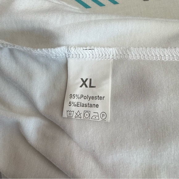 Women’s White V-Neck Rolled Dolman Sleeve Tunic Tee - Picture 5 of 7